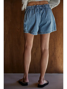 Medium Wash Woven Denim Relax Fit Wide Leg Shorts