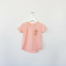 Load image into Gallery viewer, GIRLS T - SCENIC TURTLE